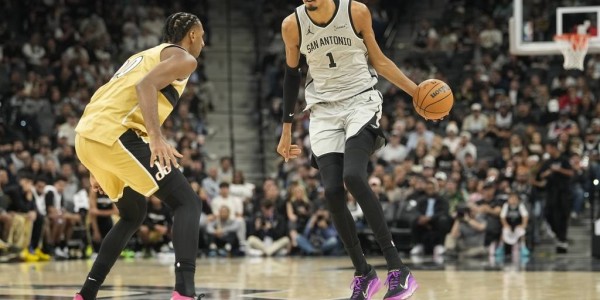 文班亚马15+8哈珀24+5 马刺大胜奇才