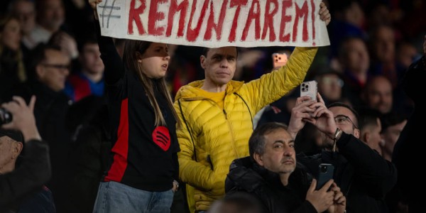 晴天霹雳！巴萨双闸齐伤，孔德巴尔德至少缺阵一月，弗里克新政蒙阴影，欧冠西甲双线告急！