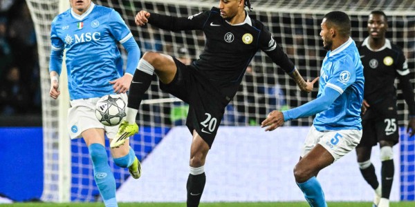 94分35秒！霍伊伦攻入07-08赛季以来那不勒斯意甲第二晚点球